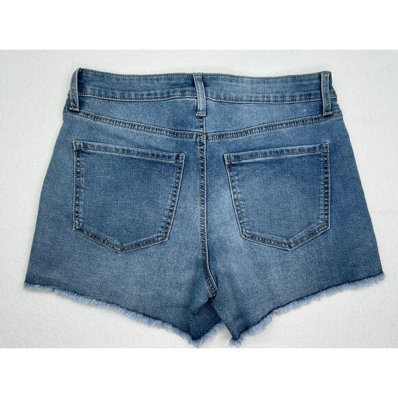 No Boundries Shorts Mid Rise Flower Print Frayed Hem Stretch Size 9 NWOT - Picture 2 of 5